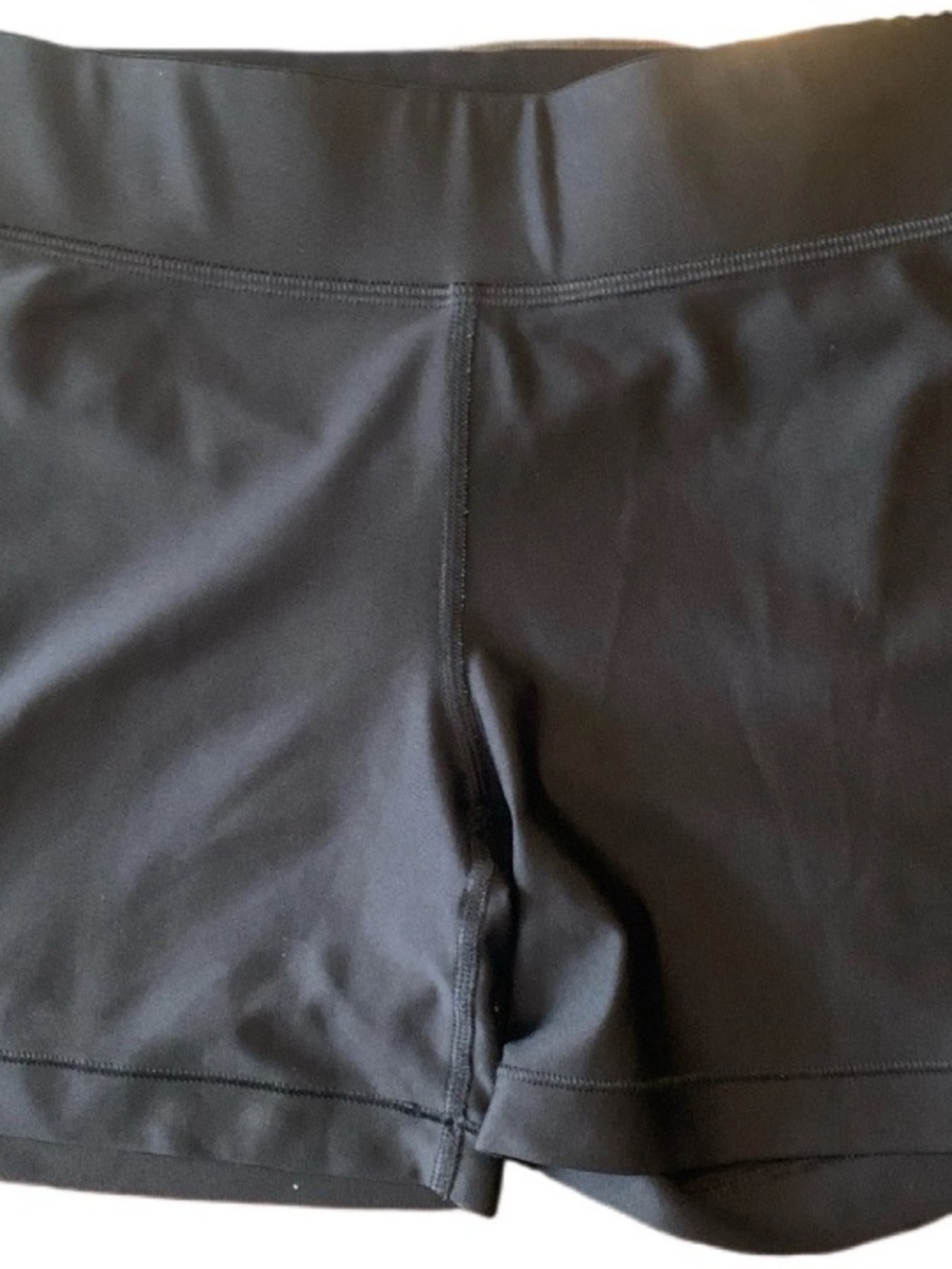 Pre Owned Women’s Under Armour Compression Shorts Heatgear Sz Sm AthleticWear